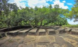 300_หินตัดสีคิ้ว (2)